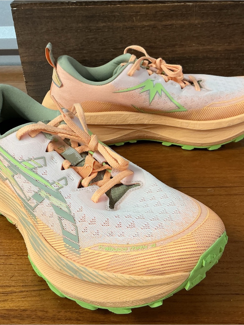 Asics Men Trabuco Max 4 Peach Trail Running Shoe 1011B976 Size 12.5